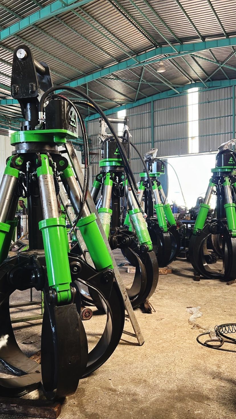 8 m³ 6 Bacaklı Elektro Hidrolik Hurda Polip 