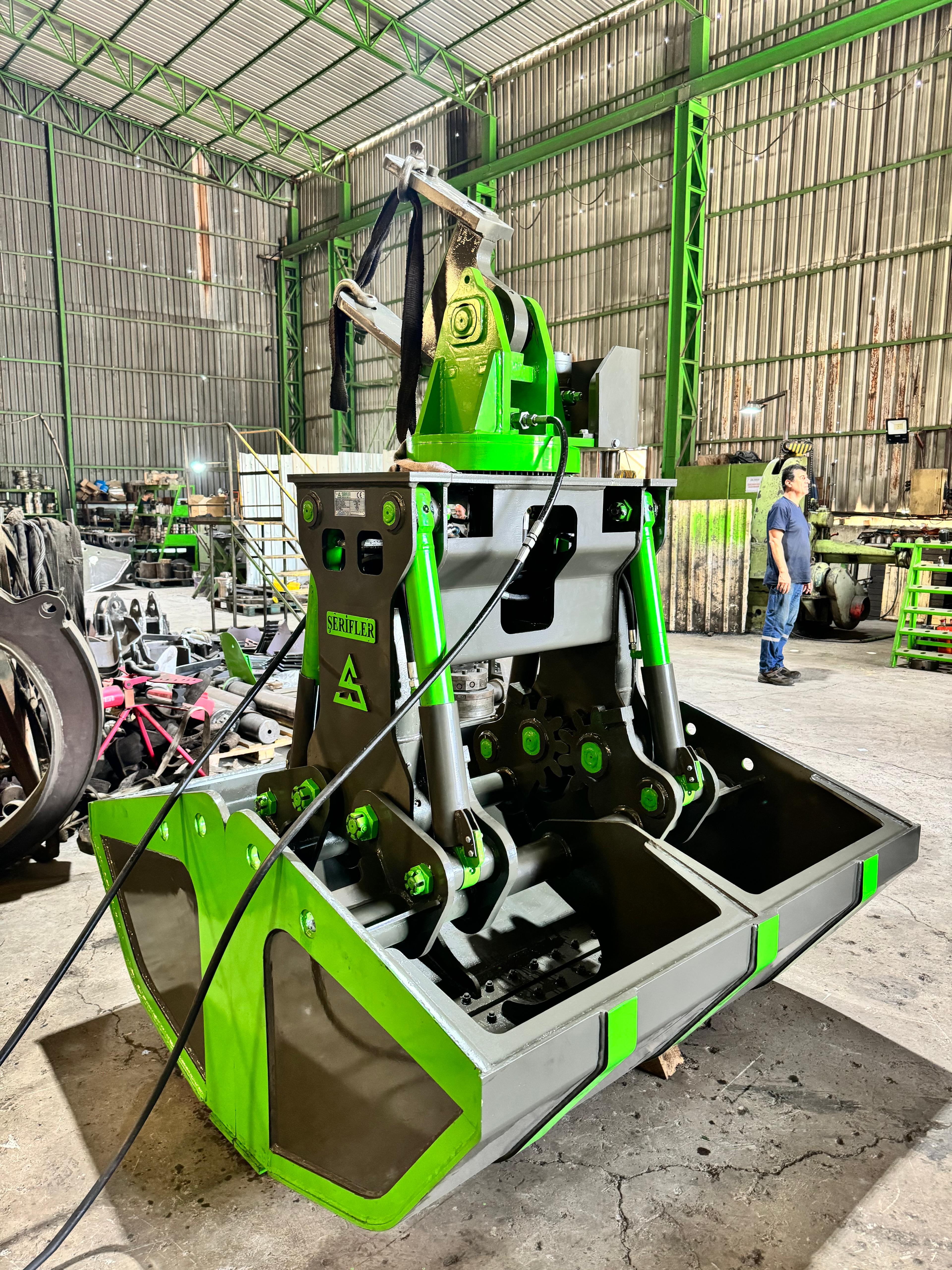 10 m³ İki Ağızlı Döner Başlıklı Hidrolik Kapma 