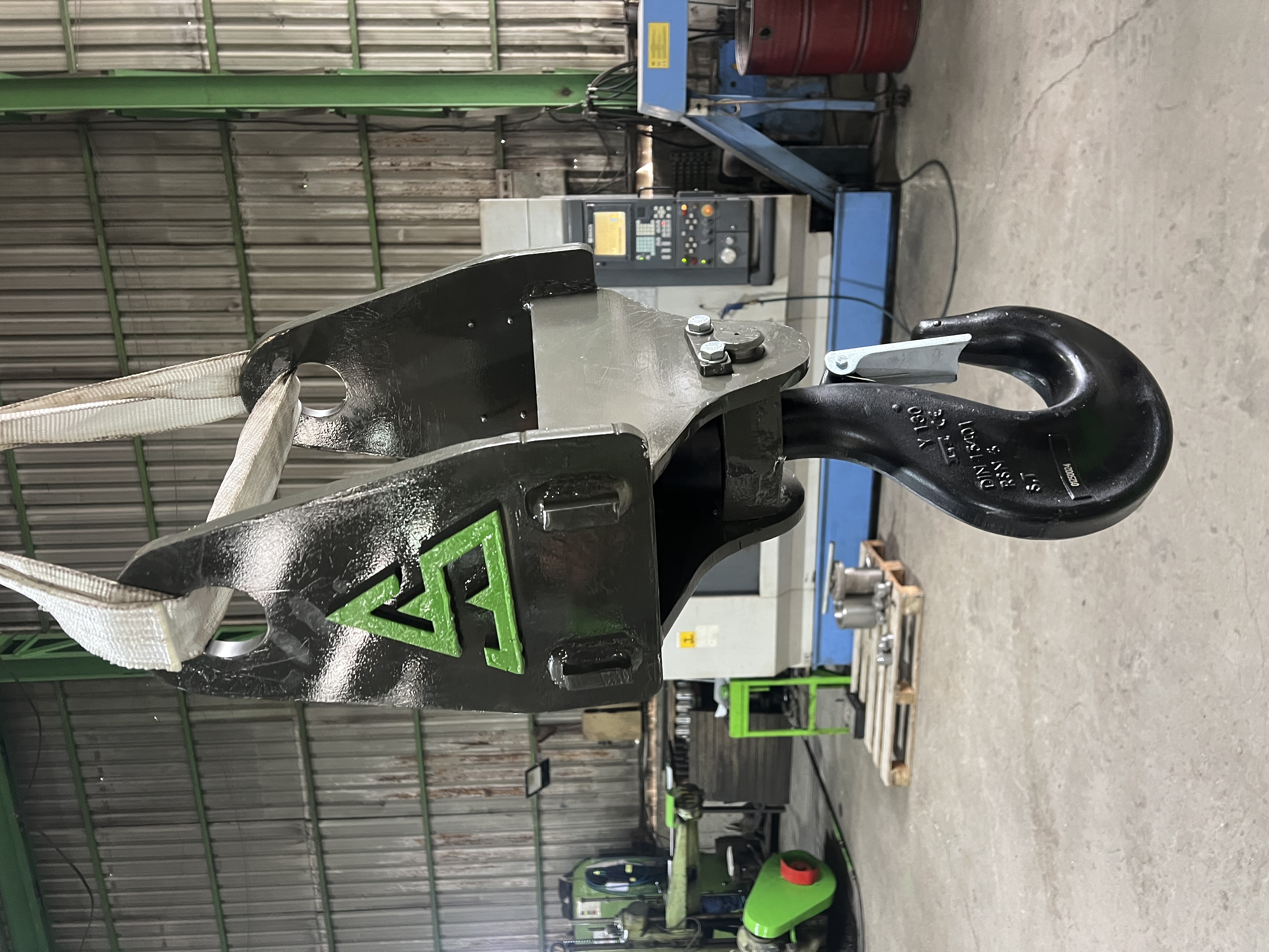 12 Tonluk Hidrolik Dönerli Koça 