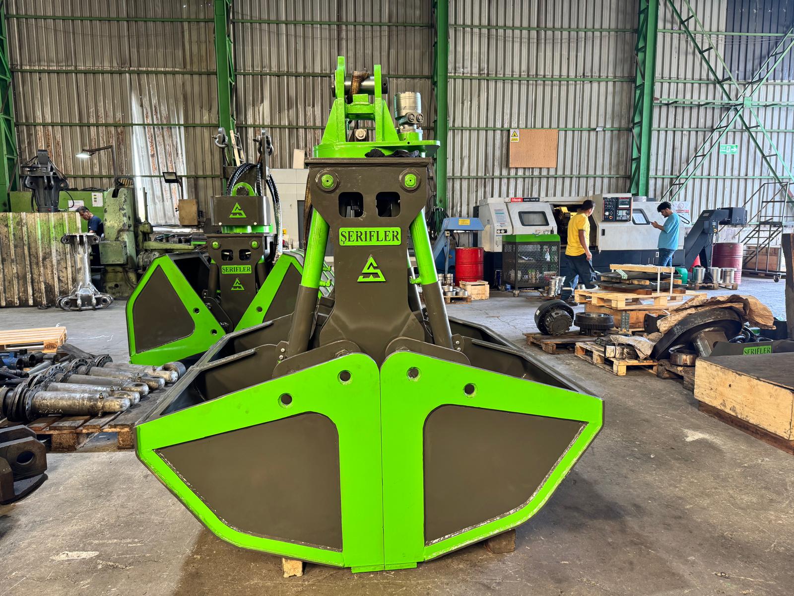 3 m³ İki Ağızlı Döner Başlıklı Hidrolik Kapma 